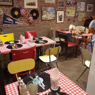 Betty's Resto by House Cookies
