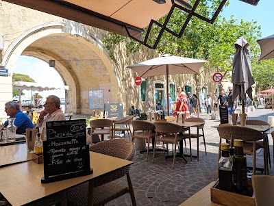 32 Pizza & Bar