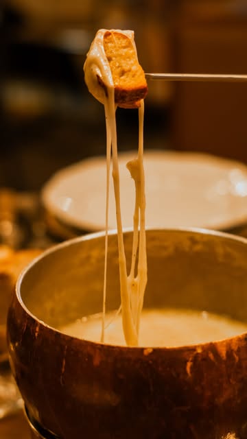 Soiree Fondue Savoyarde