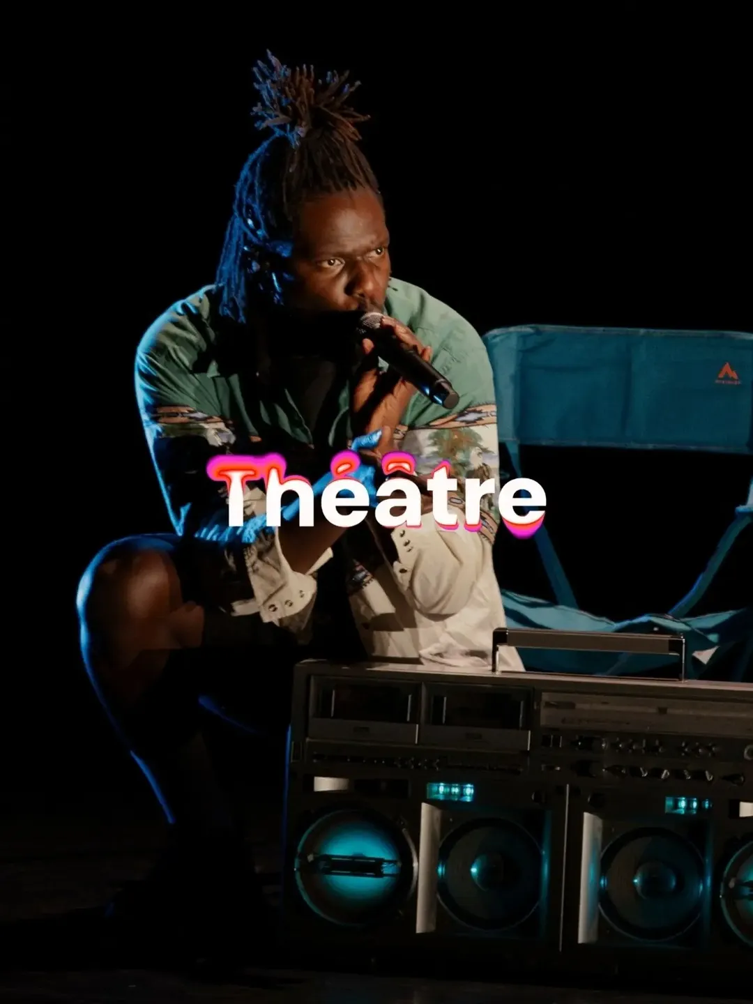 Entre les mots, le rap et la danse, un autoportrait libérateur