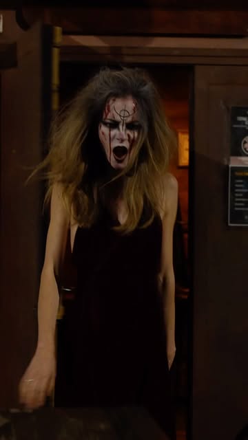 Cette année, Halloween prend une tournure plutôt inattendue au Calypso… 👀