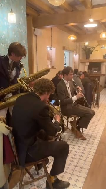 Le jeudi soir, chez JOOLS, ça se joue en musique. 🎷