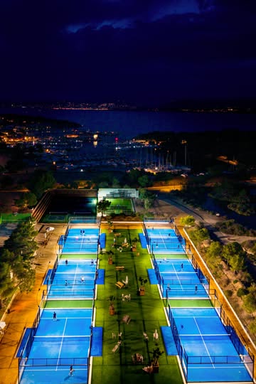 Padel Night Sessions